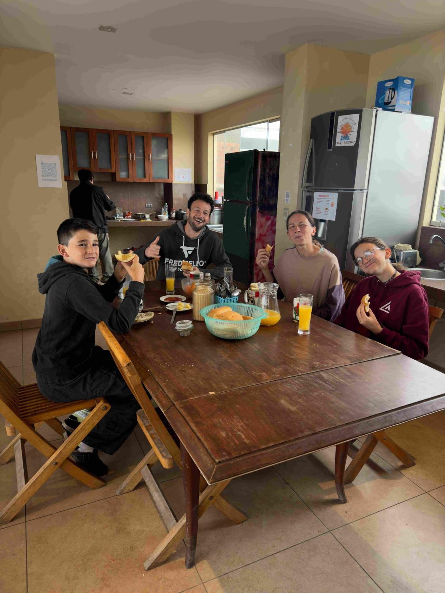 Bed and Breakfast Yolo House Peru Asia Exterior foto